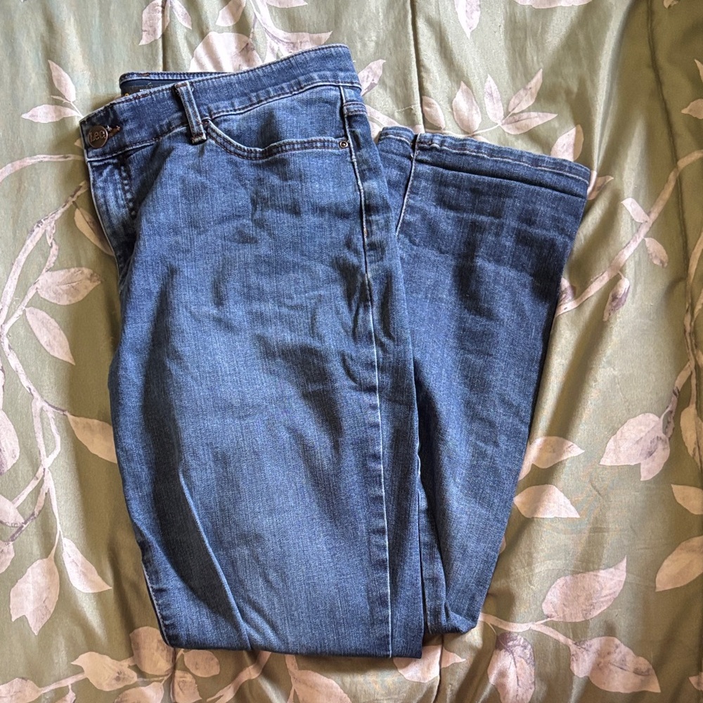 Lee Women's Straight Leg Blue Jeans
